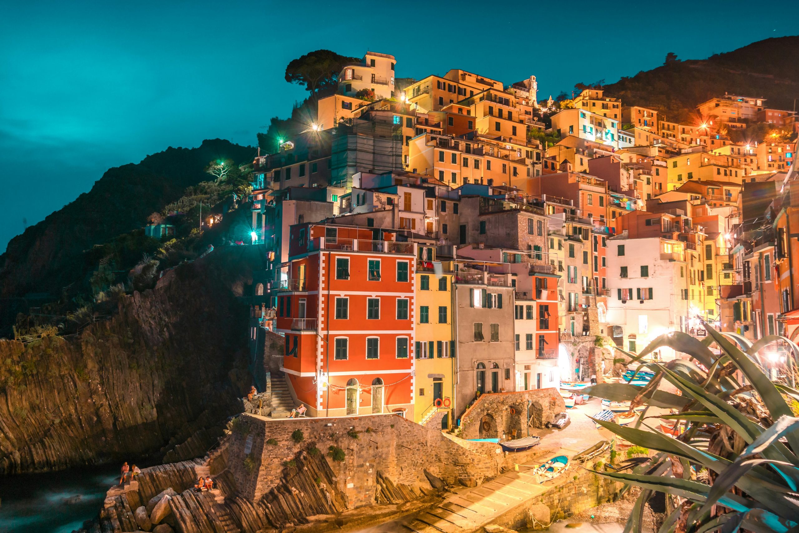 Immagine in evidenza di Hello World
